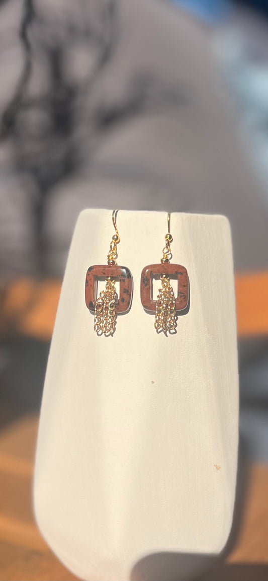 Mahanoro Earrings