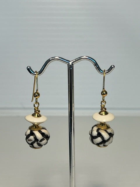 Gemucuo Earrings