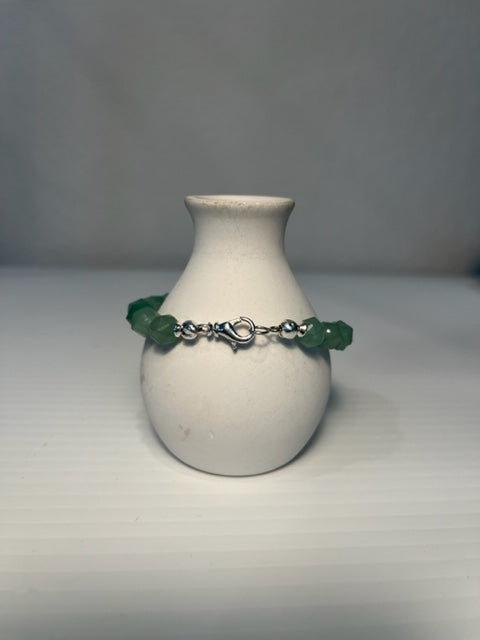 Pretty Girl Pearl Bracelet
