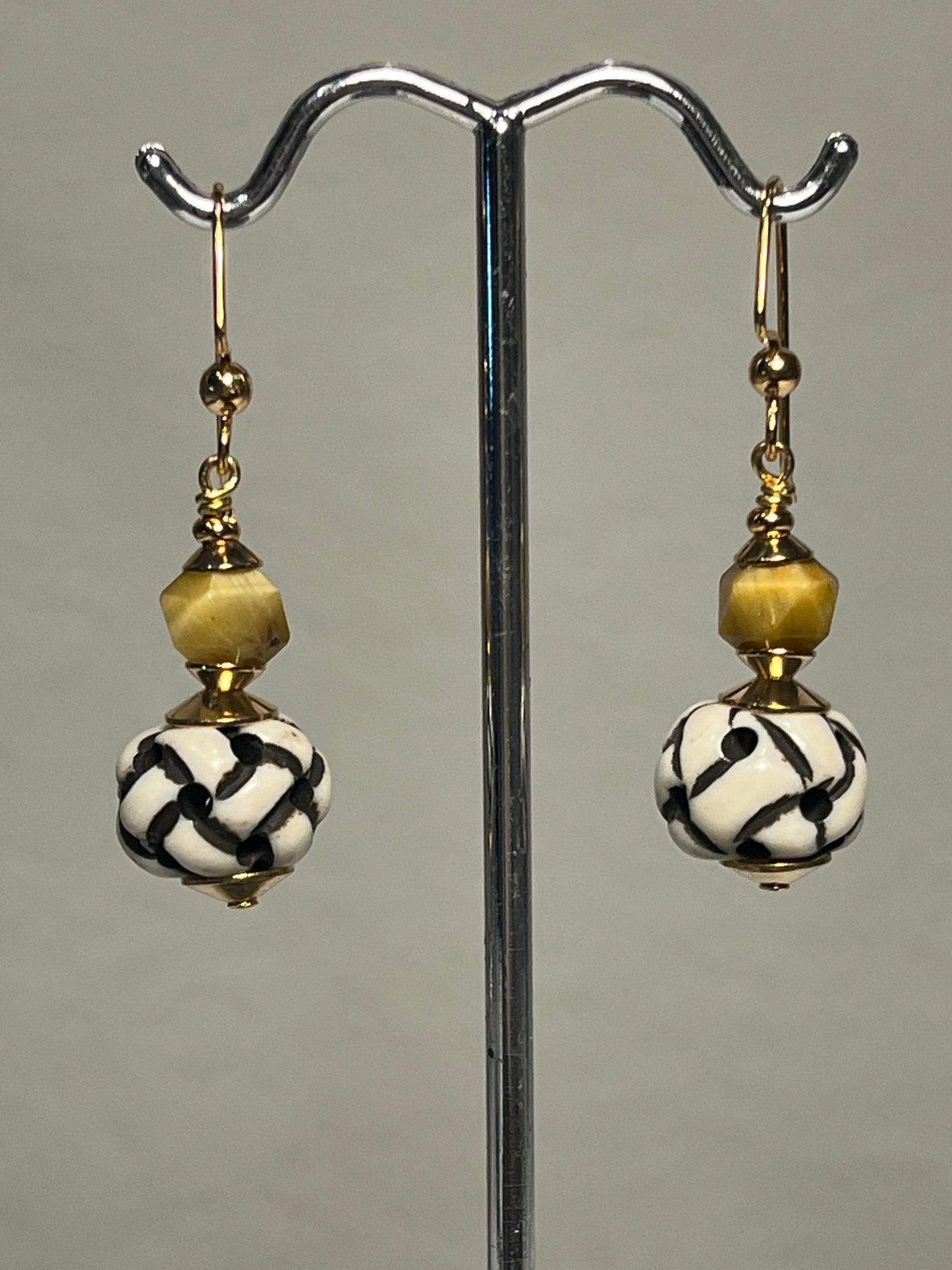 Pineapple Prayer Earrings